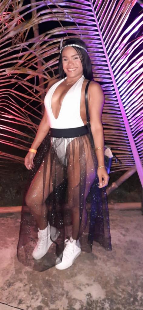 610795783: Chica busca chico en Pontevedra