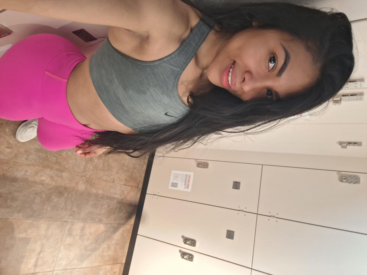 670218685: Chica busca chico en Granada