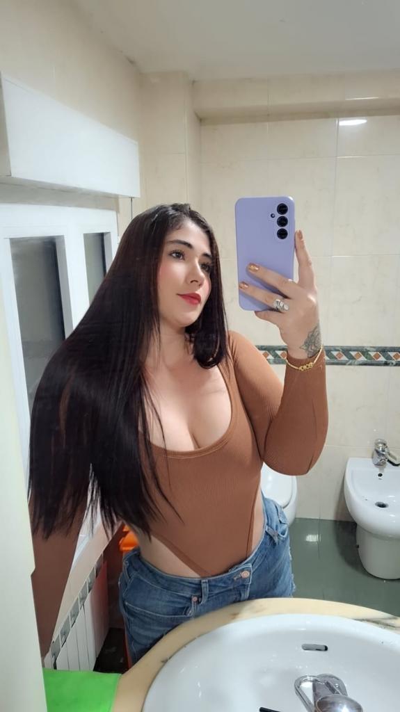 Chica busca chico en Almería: Chica busca chico