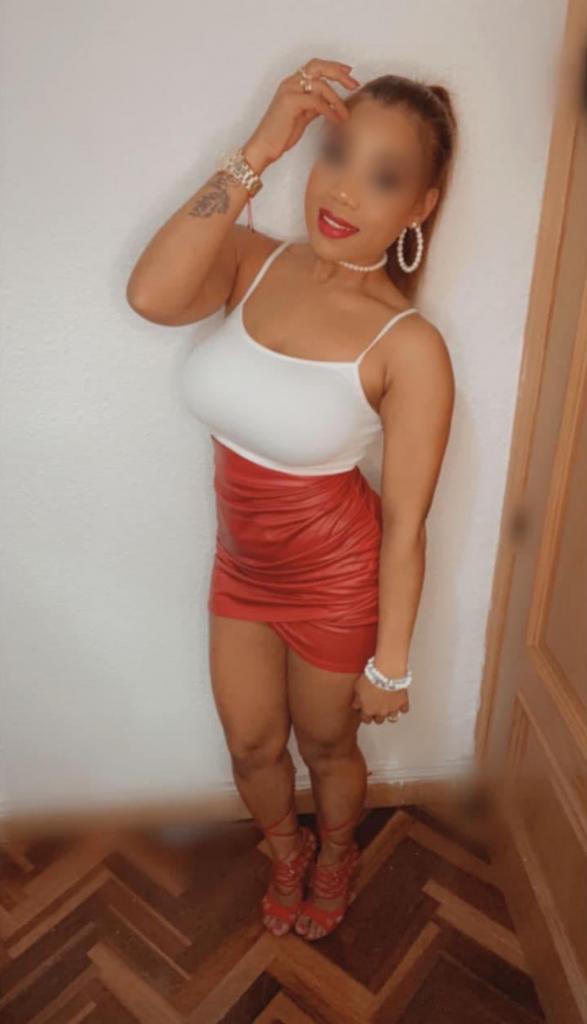 Chica busca chico en Sevilla: 