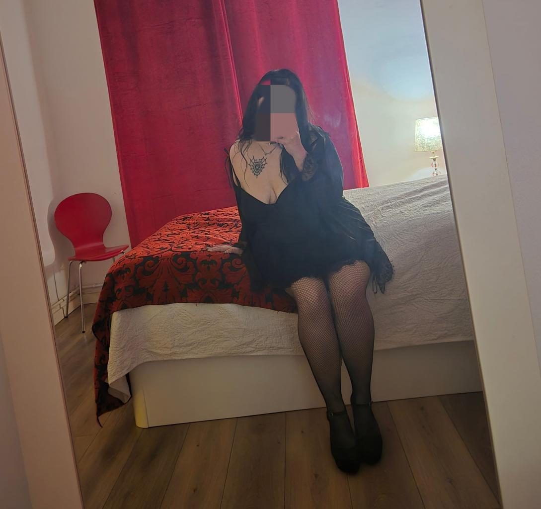 Chica busca chico en Gerona: 