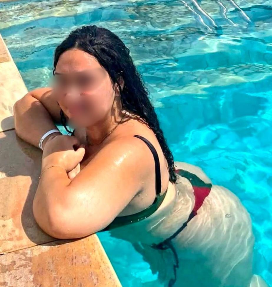 Chica busca chico en Cantabria: Chica busca chico