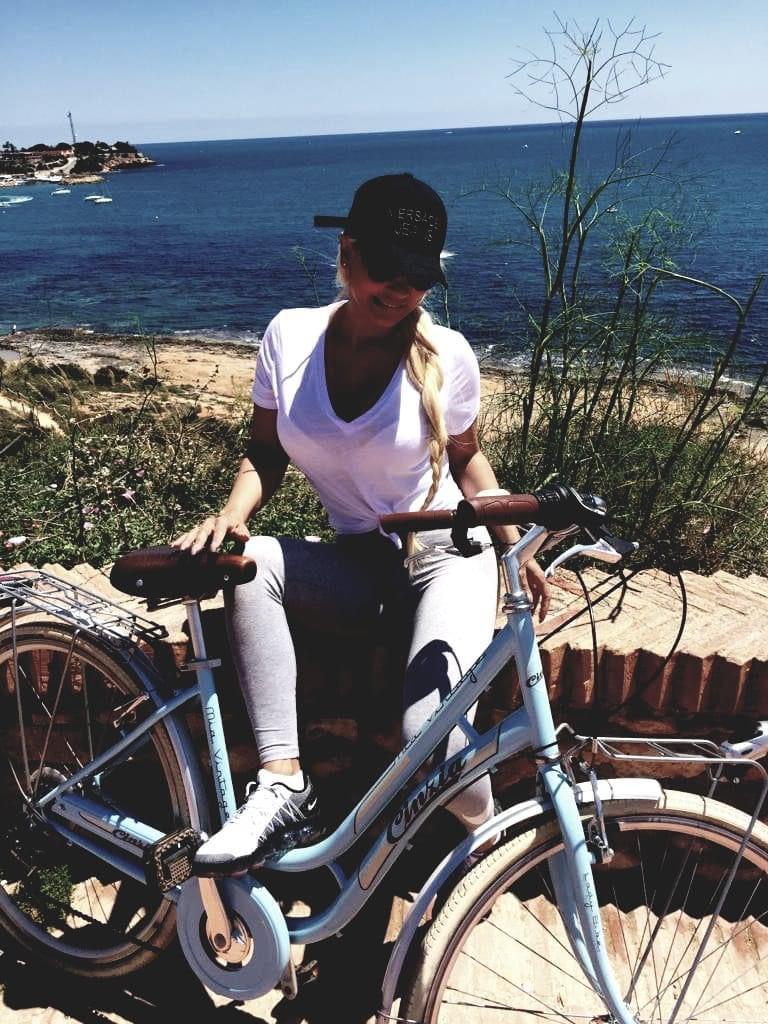 616217447: Chica busca chico en Navarra