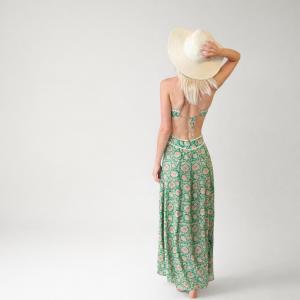 605164043: Chica busca chico en Gerona