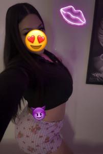 623137206: Chica busca chico en Alicante