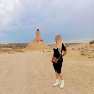 616217447: Chica busca chico en Navarra