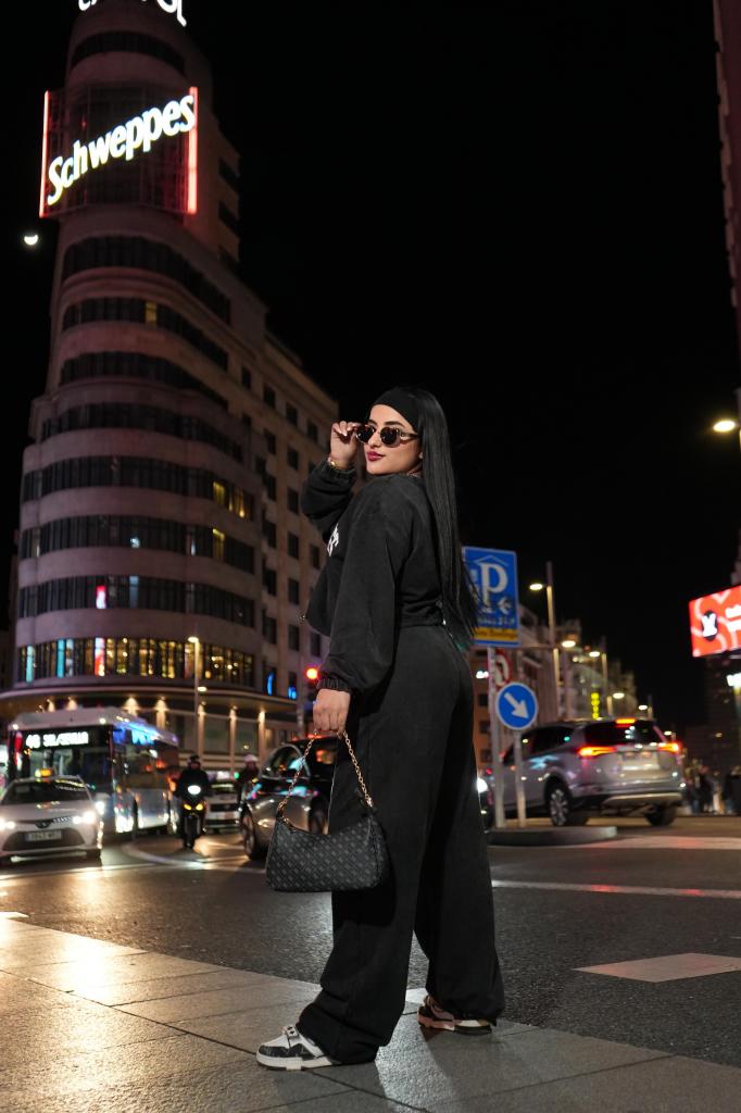 604171891: Chica busca chico en Valencia