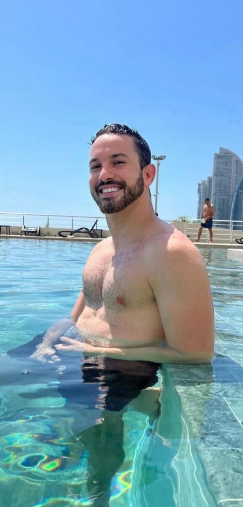 613821841: Chico busca chica en Alicante