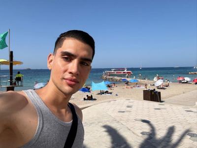 607589451: Chico busca chica en Valladolid