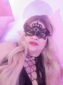 Chica busca chico en Cádiz: 