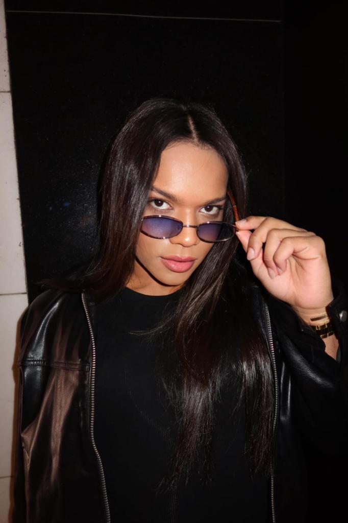 614557446: Travesti en Álava