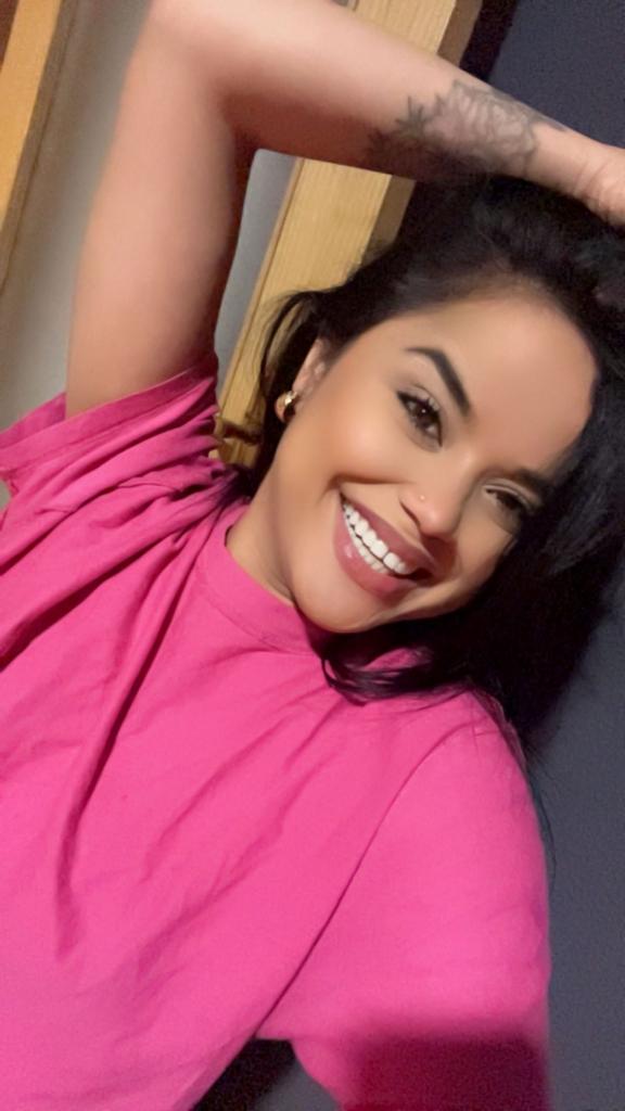 624373809: Chica busca chico en Sevilla