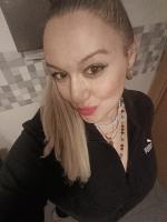 613958151: Chica busca chico en La Coruña
