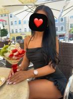 607434287: Chica busca chico en Sevilla