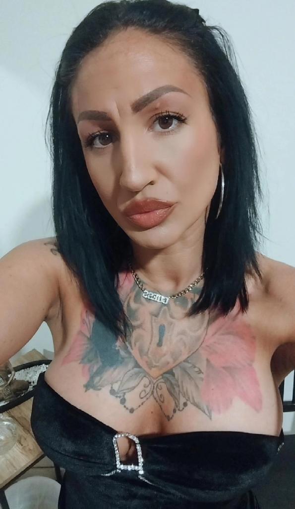 662142788: Chica busca chico en Barcelona