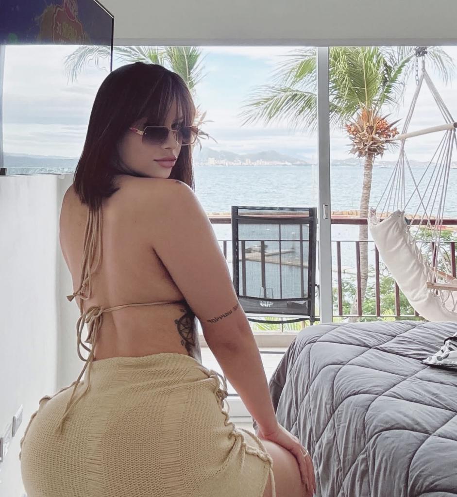 602067444: Chica busca chico en Málaga