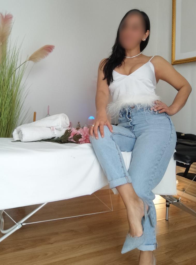 614577680: Chica busca chico en Murcia