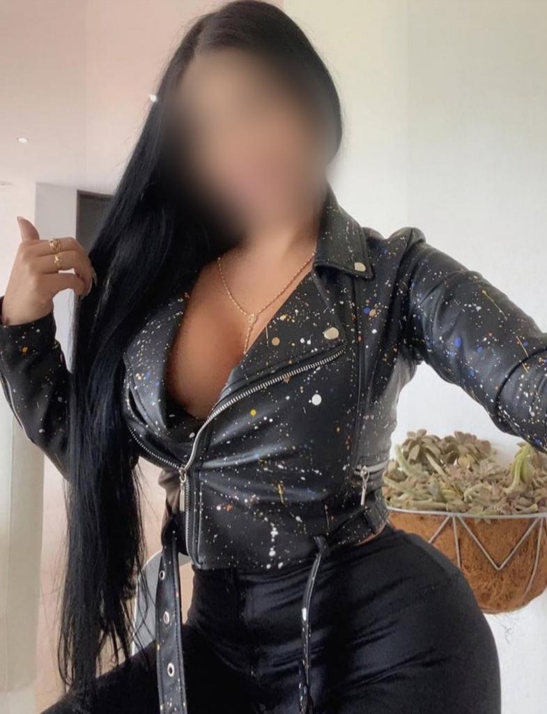 641871528: Chica busca chico en Almería
