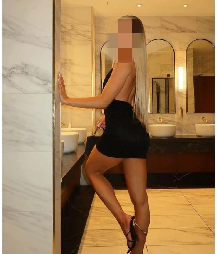 Chica busca chico en Cádiz: 