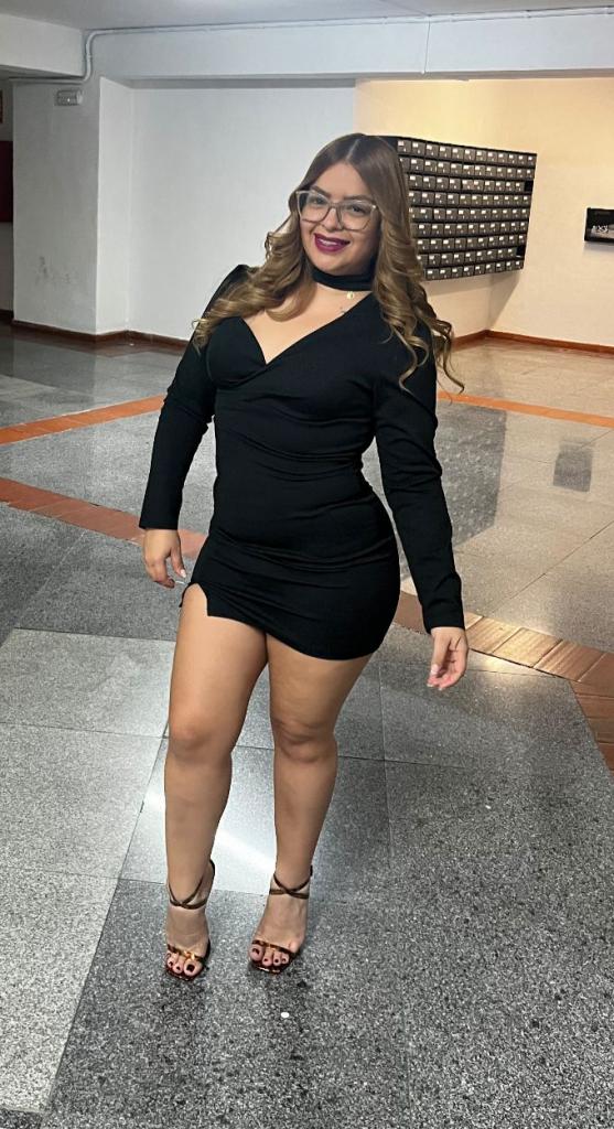 623239777: Chica busca chico en Tenerife