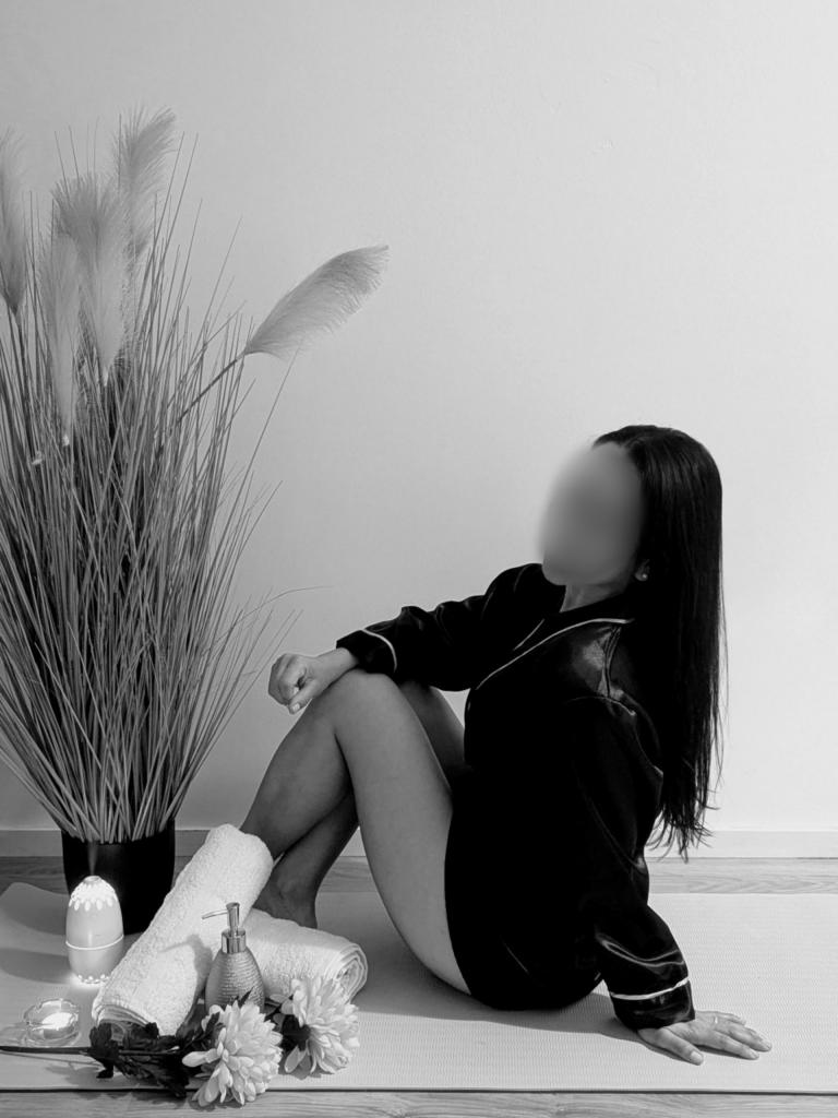 614577680: Chica busca chico en Murcia