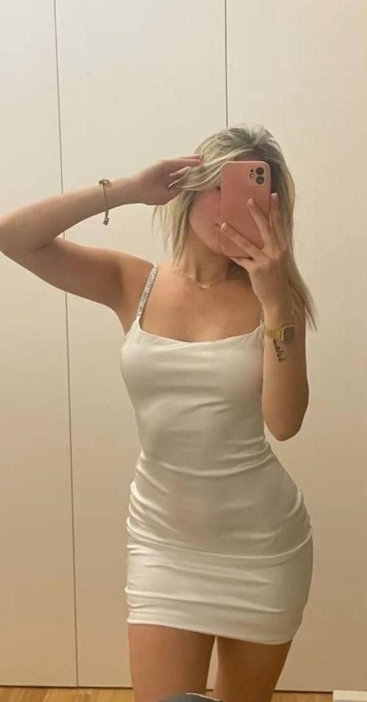 Chica busca chico en Granada: 