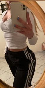 604873094: Chica busca chico en Granada