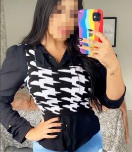 695656866: Chica busca chico en Lugo