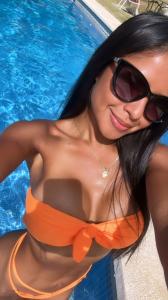 604492721: Chica busca chico en Málaga