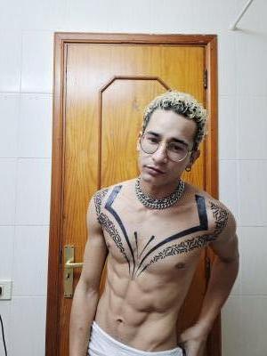 671467923: Chico busca chica en Tenerife