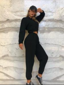 695238925: Chica busca chico en La Coruña