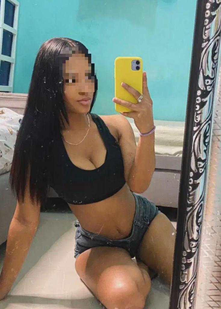 Chica busca chico en Sevilla: 