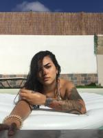 613758156: Chica busca chico en Tarragona