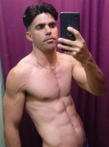 679599166: Chico busca chica en León