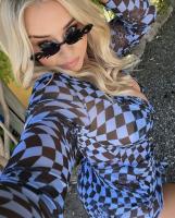 643873037: Chica busca chico en Madrid