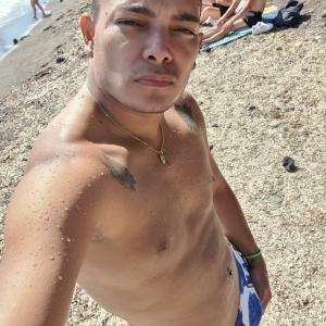 Chico busca chica en Ceuta: 