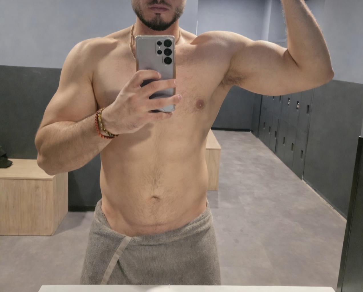 Chico busca chica en Cádiz: 