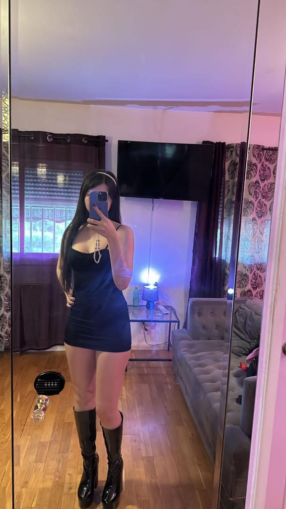 699431875: Chica busca chico en Zaragoza