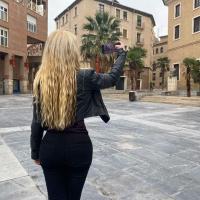 604158564: Chica busca chico en Barcelona