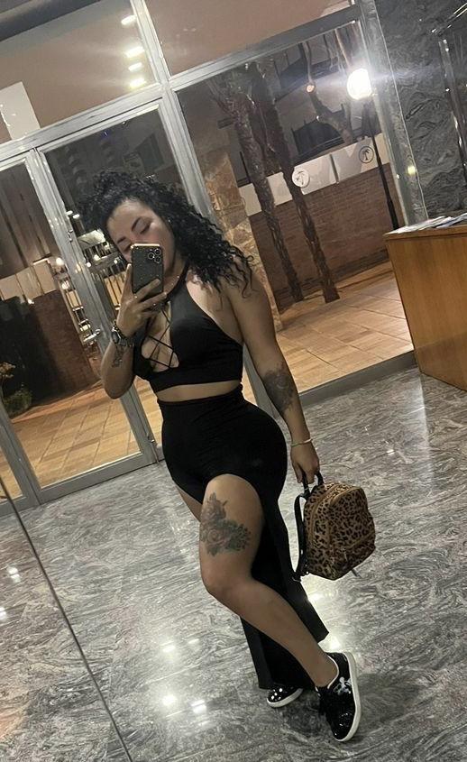 Chica busca chico en Las Palmas: Chica busca chico