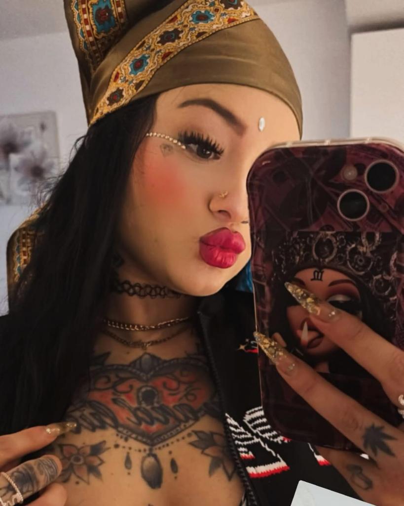 Chica busca chico en Barcelona: 