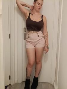 614957437: Chica busca chico en Valencia