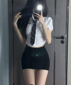 697224500: Chica busca chico en Valencia