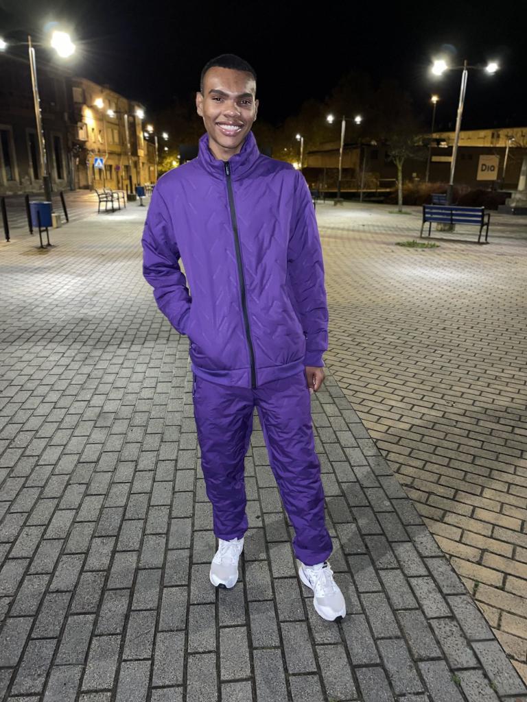 637853318: Chico busca chica en Cantabria