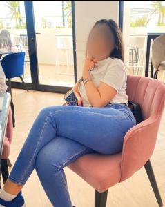 631174973: Chica busca chico en Barcelona