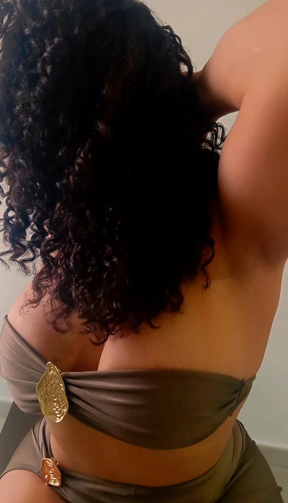 Chica busca chico en Ibiza: 