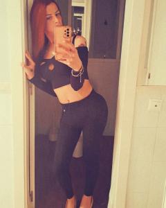 698387568: Travesti en Barcelona