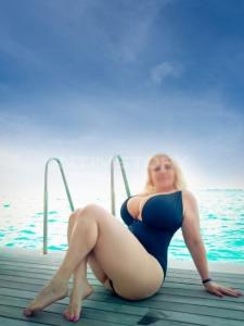 637828903: Chica busca chico en Barcelona