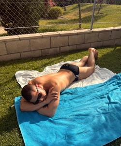 643831789: Chico busca chica en Madrid