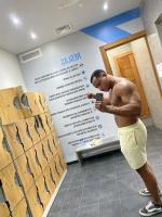 642891021: Chico busca chica en La Coruña